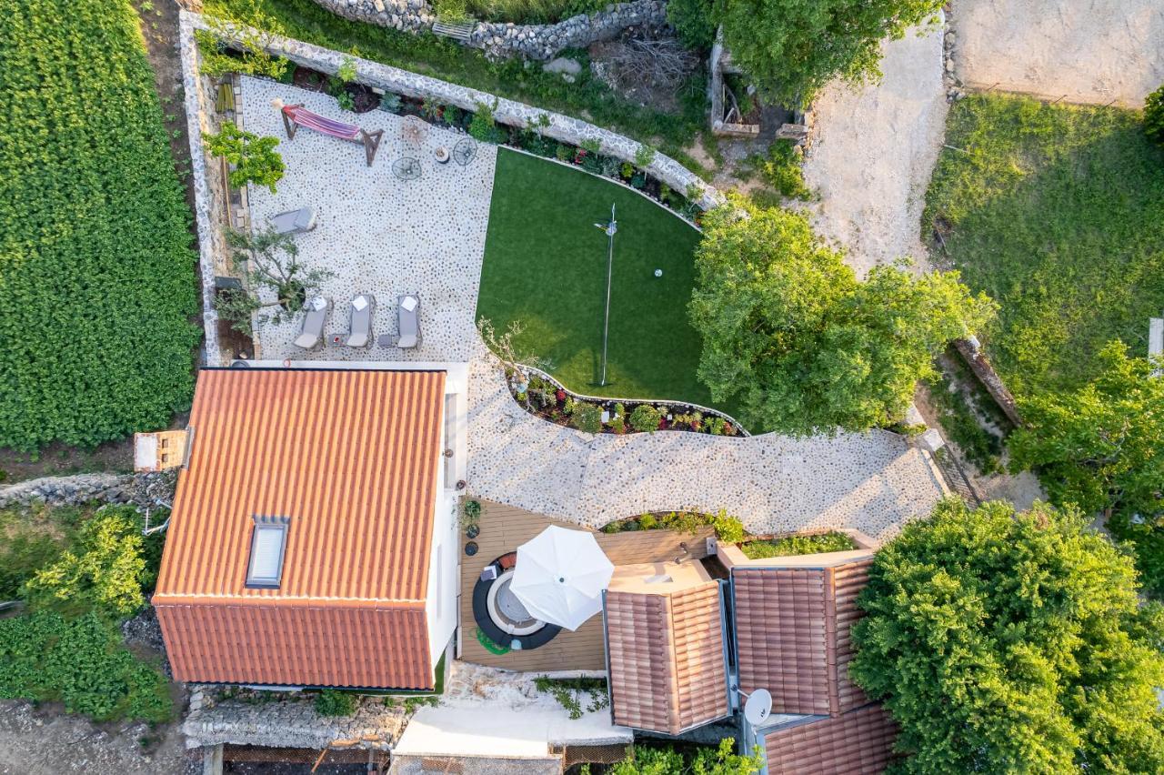 Holiday Home - Villa Thorak Anić المظهر الخارجي الصورة