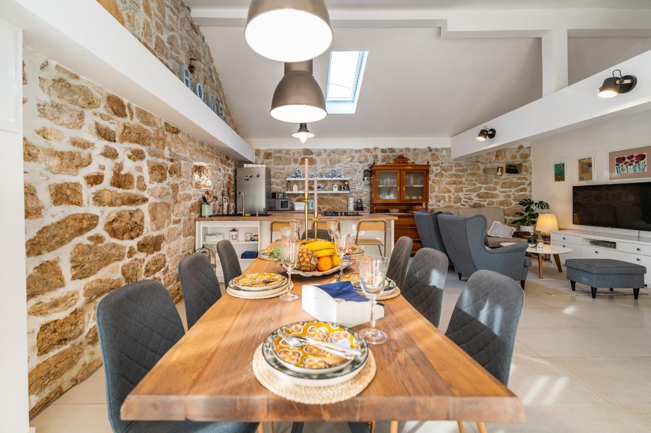 Holiday Home - Villa Thorak Anić المظهر الخارجي الصورة